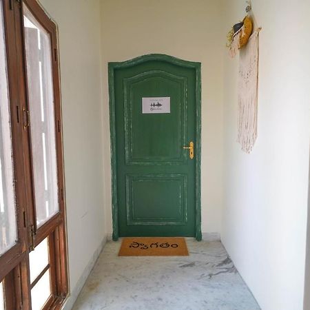 Destin Olympus Banjara Ostello Hyderabad Esterno foto